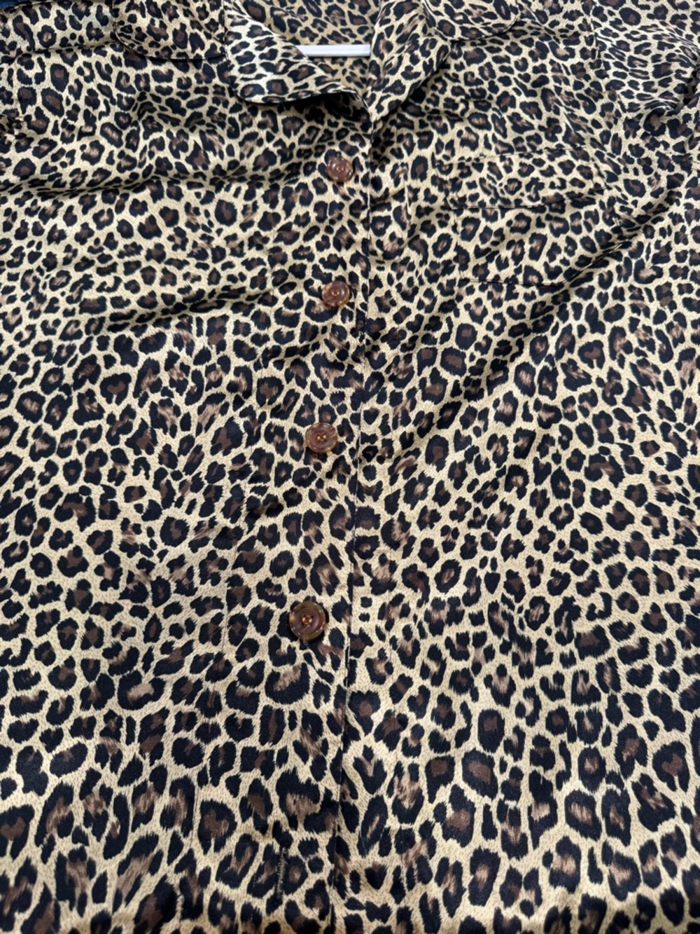 Victoria's Secret Women's Leopard Print Pajama Set Size M Top& Pants 2 Piece - Picture 11 of 11